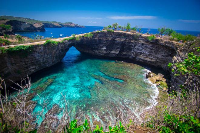Nusa Penida West Beach Tour: Speed Boat Transfer Included from Sanur, Bali