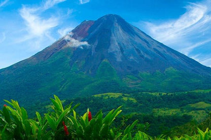 8-Day Costa Rican Adventure for Nature Lovers: An LGBTQ-Friendly Tour