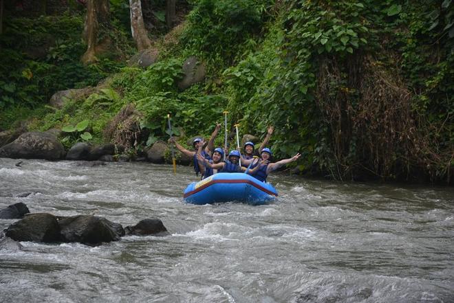 Ultimate Bali Adventure: Full-Day Quad Bike and Rafting Experience