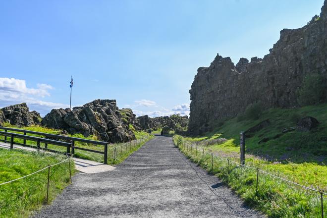 Iceland Explorer: 7-Day Ring Road and Snæfellsnes Peninsula Tour