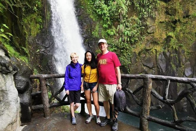 Private Tour to Poas Volcano and La Paz Waterfall Gardens