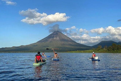 Lake Arenal Stand-Up Paddleboarding and Baldi Hot Springs Private Excursion from San Jose