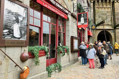 8-Day Enchanting Paris and Mont Saint-Michel Tour with Exclusive Small Group Access to 8 Top Attractions