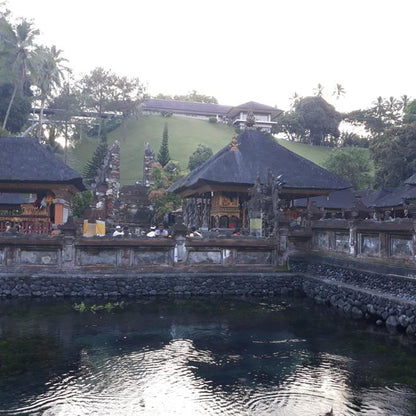 Ubud Temple and Waterfall Tour: Discover Bali's Spiritual and Natural Wonders