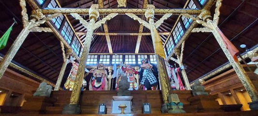 Explore Bali's Past: Guided Museum and Bajra Sandhi Monument Tour in Denpasar