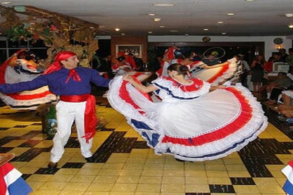 Experience the Magic of Costa Rica with a Folkloric Evening at Mirador Ram Luna