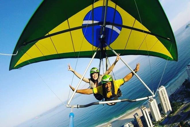 Rio de Janeiro Hang Gliding Adventure with Complimentary Hotel Transfers
