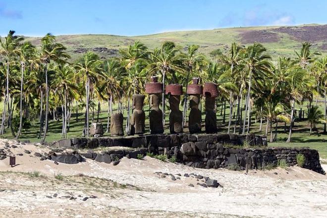 Explore the Mysteries of Easter Island and the Majestic Moai Statues
