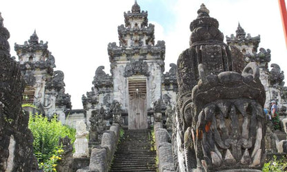 Bali's Ultimate Instagram Tour: Explore the Majestic Gate of Heaven at Lempuyang