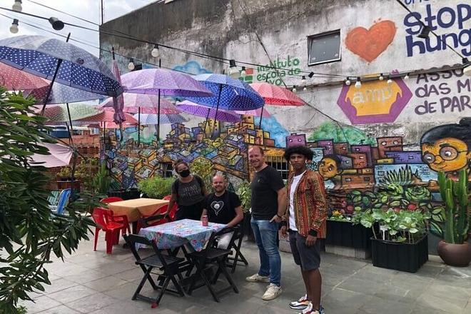 Explore São Paulo's Majestic Second-Largest Favela and Meet Its Renowned Artists - Private Tour