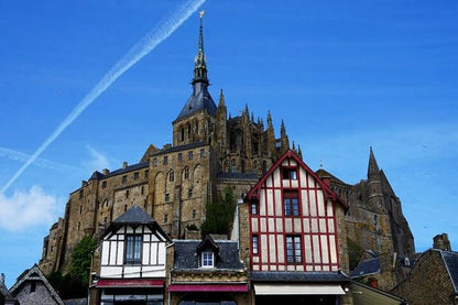 8-Day Enchanting Paris and Mont Saint-Michel Tour with Exclusive Small Group Access to 8 Top Attractions