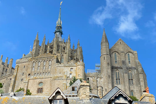 Exclusive Mont Saint-Michel Day Tour from Paris with Calvados Tasting Experience