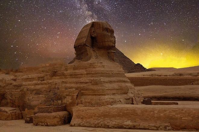 Giza Pyramids and Sphinx Half-Day Exploration Tour