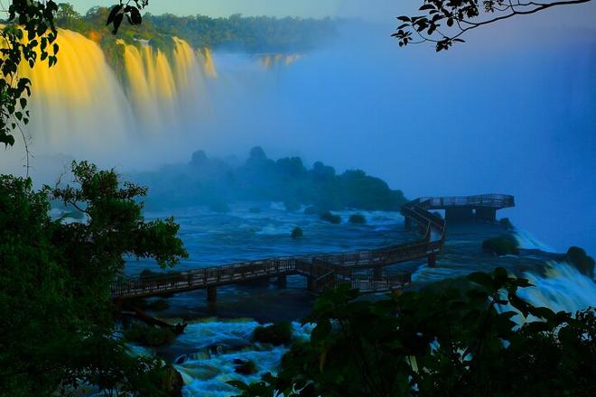 Private Iguazu Falls Tour - Argentina Side with Boat Adventure and City Exploration (Including IGU Pickup)