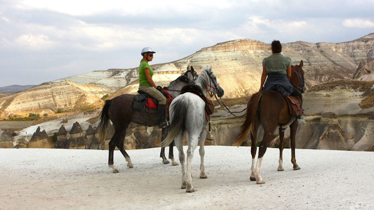 Cappadocia Horseback Riding at Sunset or Sunrise: Choose Between 1 or 2-Hour Tours