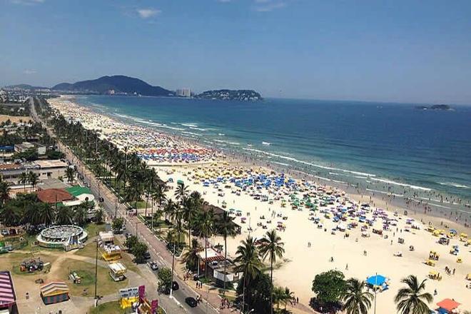 Full-Day Private Beach Excursion to Santos & Guarujá: A Blend of Culture, History, and Sand
