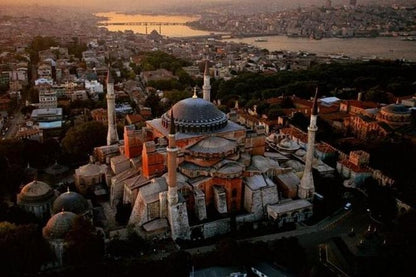 Istanbul Historical Center: Guided Walking Tour Experience