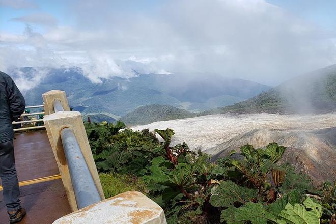 Private Half-Day Tour to Poas Volcano National Park