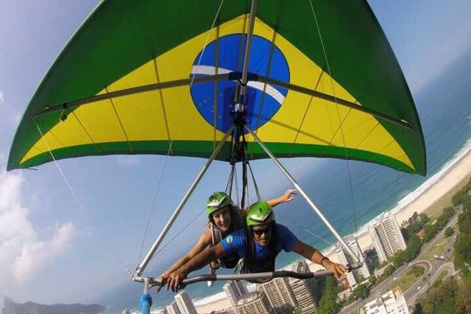 Rio de Janeiro Hang Gliding Adventure with Complimentary Hotel Transfers