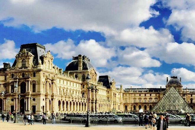 7-Day Ultimate France Tour: Paris, Louvre, Versailles, Normandy D-Day Sites, Loire Castles & Mont Saint-Michel