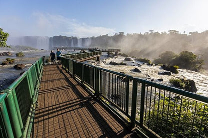 Exclusive Bird Park and Iguazu Falls Tour - Discover Brazil's Wonders from Gran Meliá Hotel