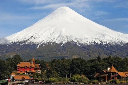 Full-Day Deluxe Osorno Volcano and Petrohue Waterfalls Tour from Puerto Varas