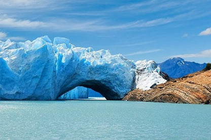 Full-Day Perito Moreno Glacier Tour with Boat Adventure