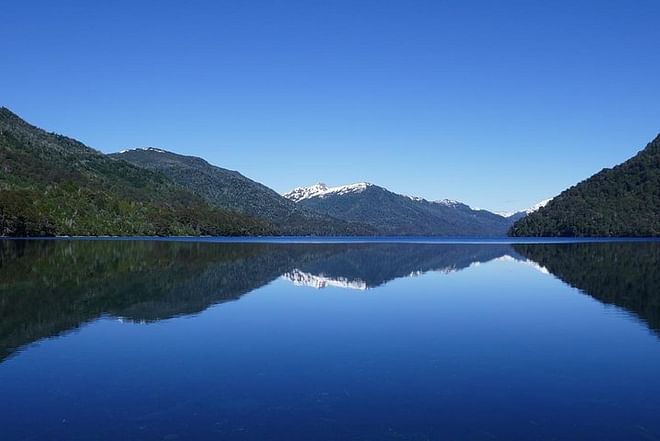 Bariloche Scenic Hike & Lake Kayaking Experience - Small Group Tour