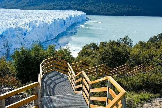 El Calafate Excursion: Premier 3-Day, 2-Night Journey with Return Flights from Buenos Aires