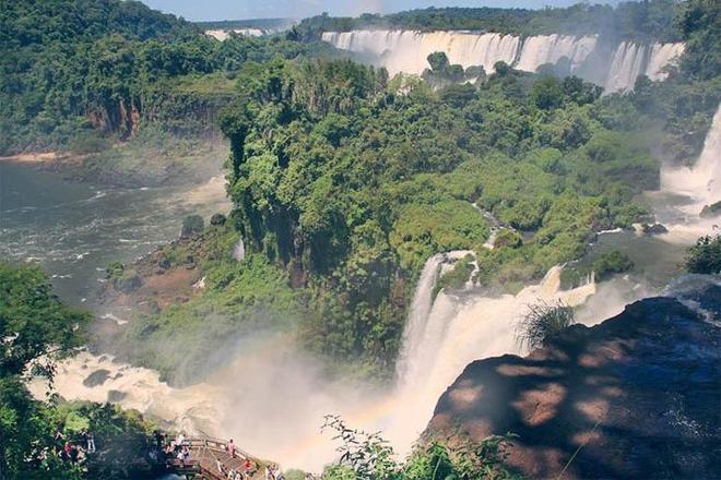 Iguassu Falls Argentinean Side Tour with Great Adventure and Round-Trip Airport Transfer