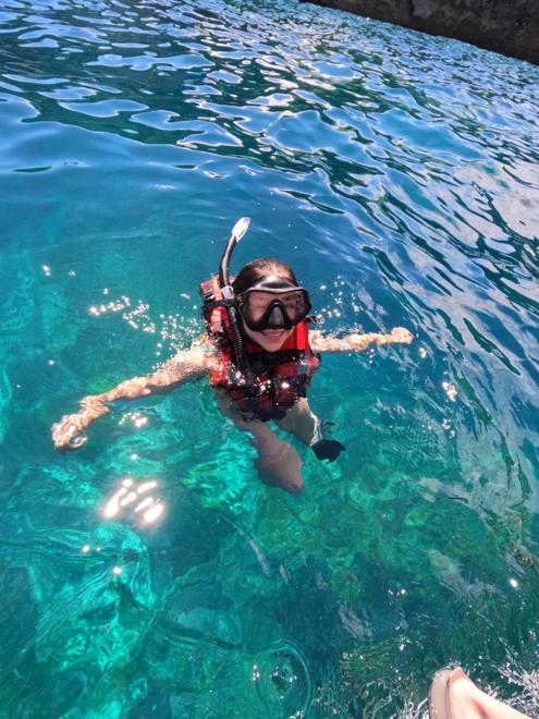 Ultimate Nusa Penida Snorkeling Experience: Full-Day Adventure with Kelingking and Broken Beach Visit