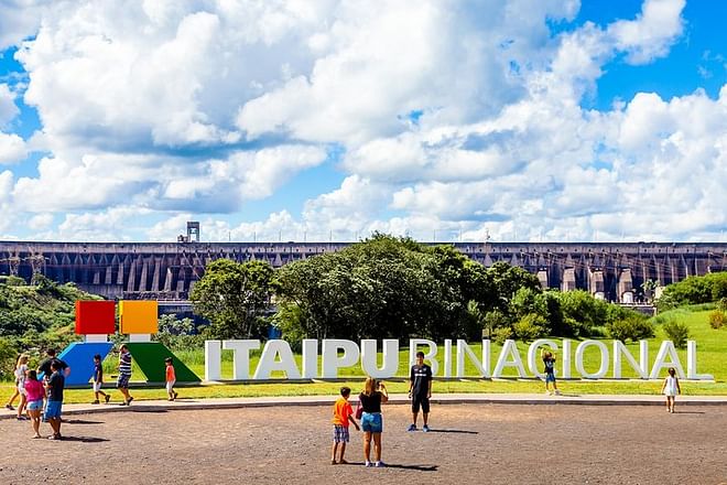 Exclusive Itaipu Dam and Urban Adventure Tour with Personal Guide