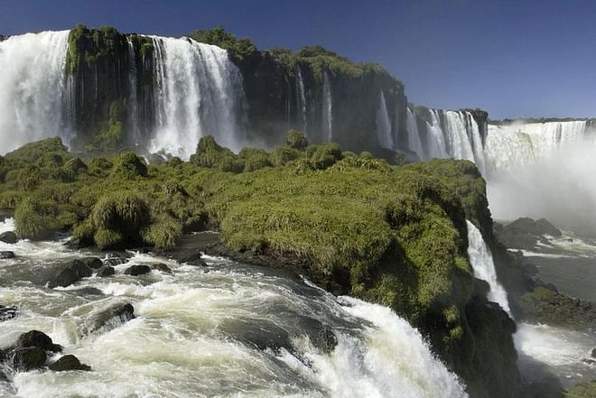 Luxury 4-Day Iguassu Falls Adventure: Private Guided Tours with Premium Hotel Stay
